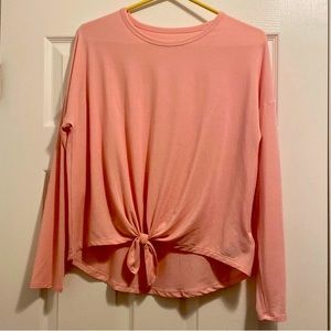 GapFit Breathe Workout Crop Top